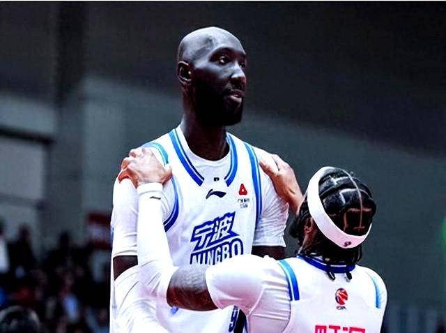 南宫28-风云突变！布莱顿转会期完成体检；CBA季后赛版图或变；赛场秩序良好；控场能力受关注(布莱顿大学艺术学院好不好申请)